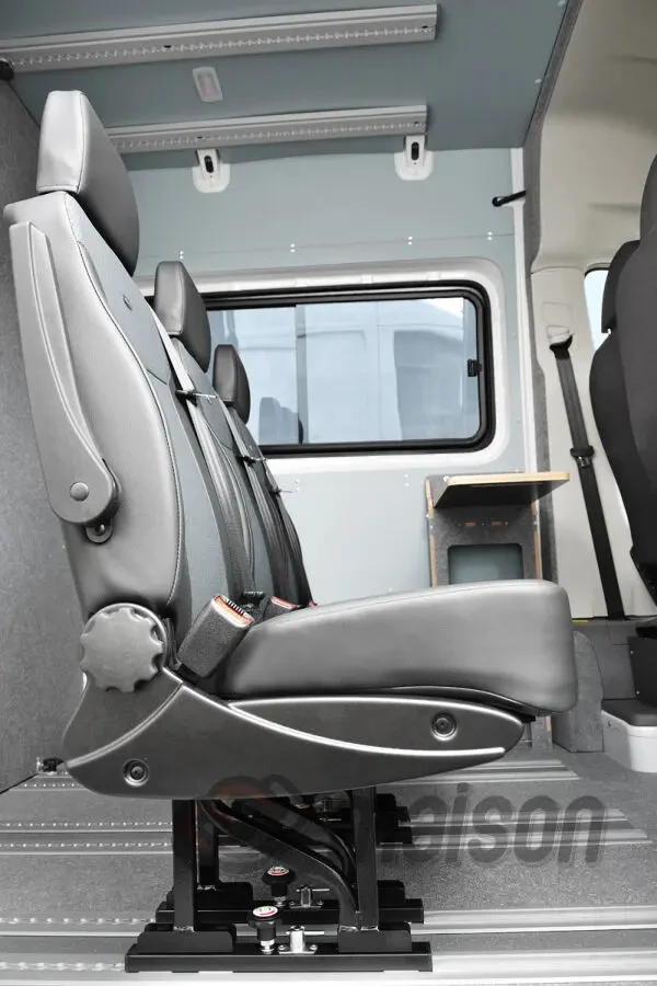 Продам вантажопасажирський Crafter 3