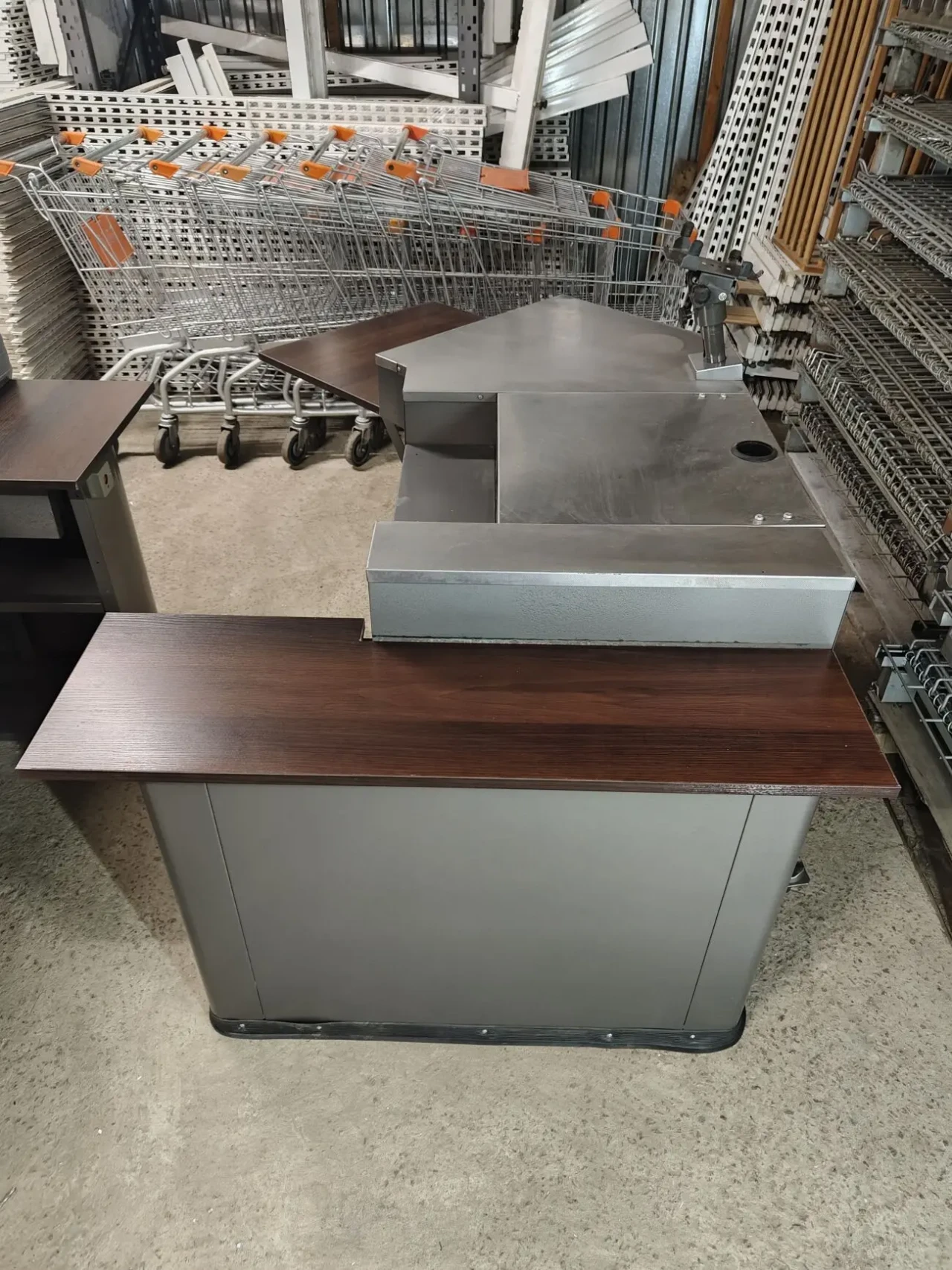 Касовий бокс б у, прилавок каса бу, касове місце бу, місце касира бу 2