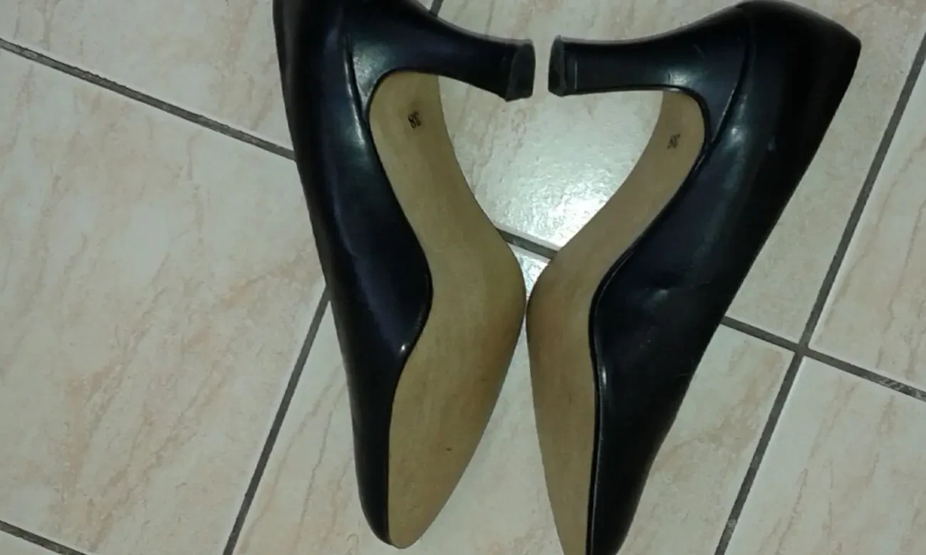 Жіночі туфлі чорного кольору, Rosybell на каблуці, розмір 38 3