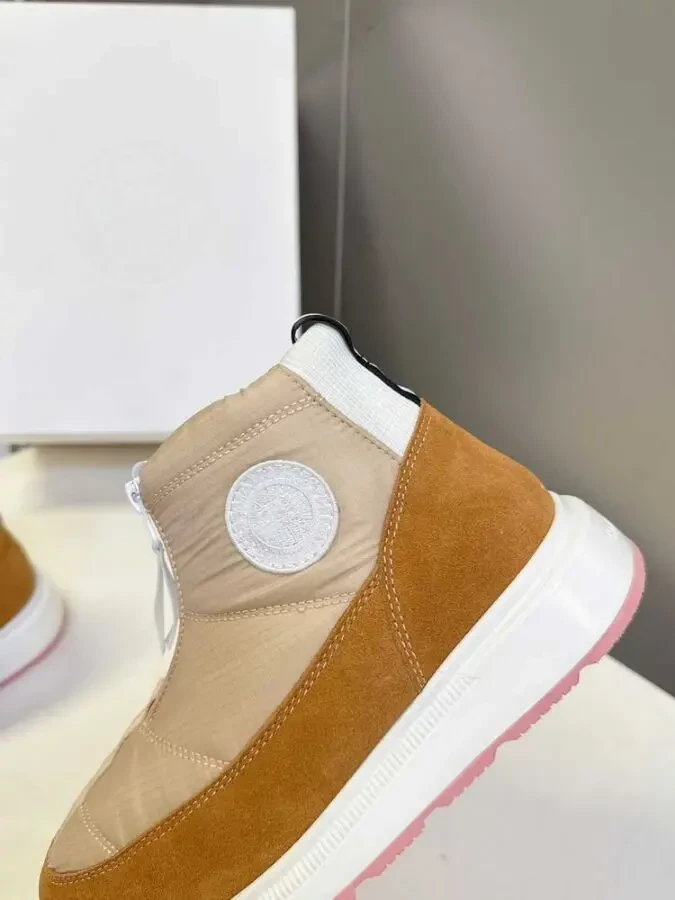 Черевики Canada Goose 9