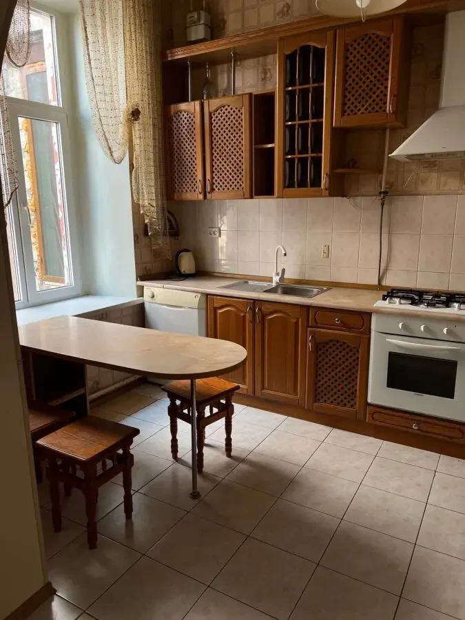 Без комісії. 3-и кімнатна Базарна.Канатна, Центр, Ланжерон 8