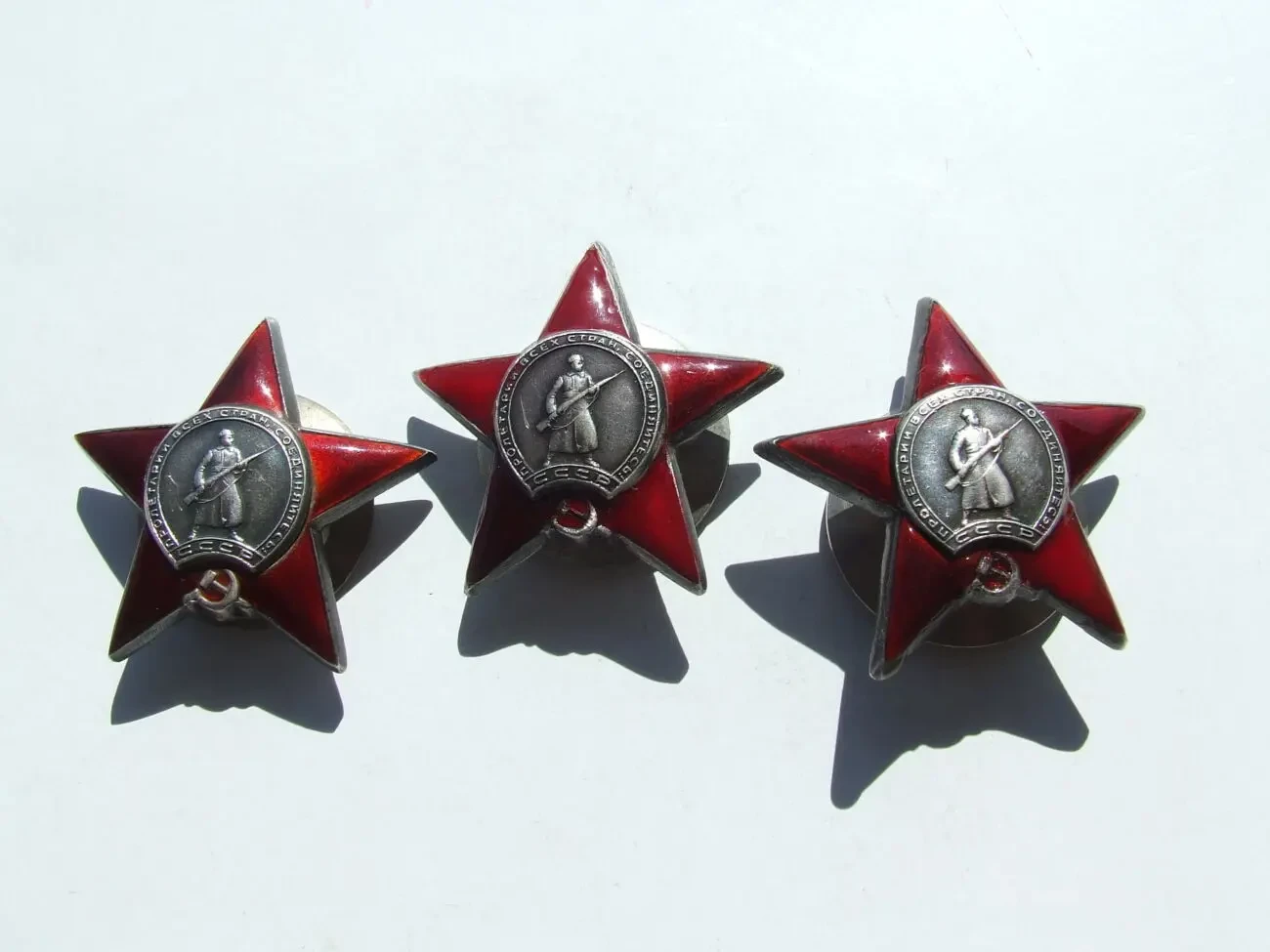 Орден КЗ -3 штуки 1 817 363. 2 070 966.и 2 070 150 награждения 1945