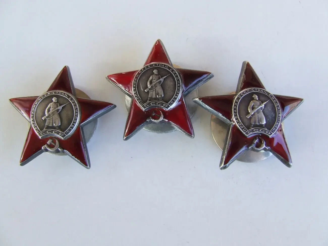 Орден КЗ -3 штуки 1 817 363. 2 070 966.и 2 070 150 награждения 1945 6