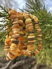 Браслет з бурштину