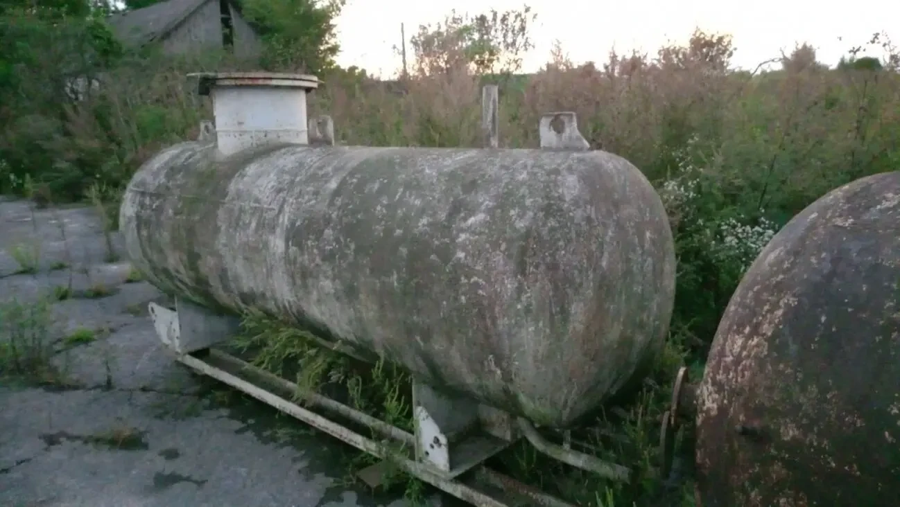 Газгольдер 2.7 куба ресивер ємність бочка резервуар 5