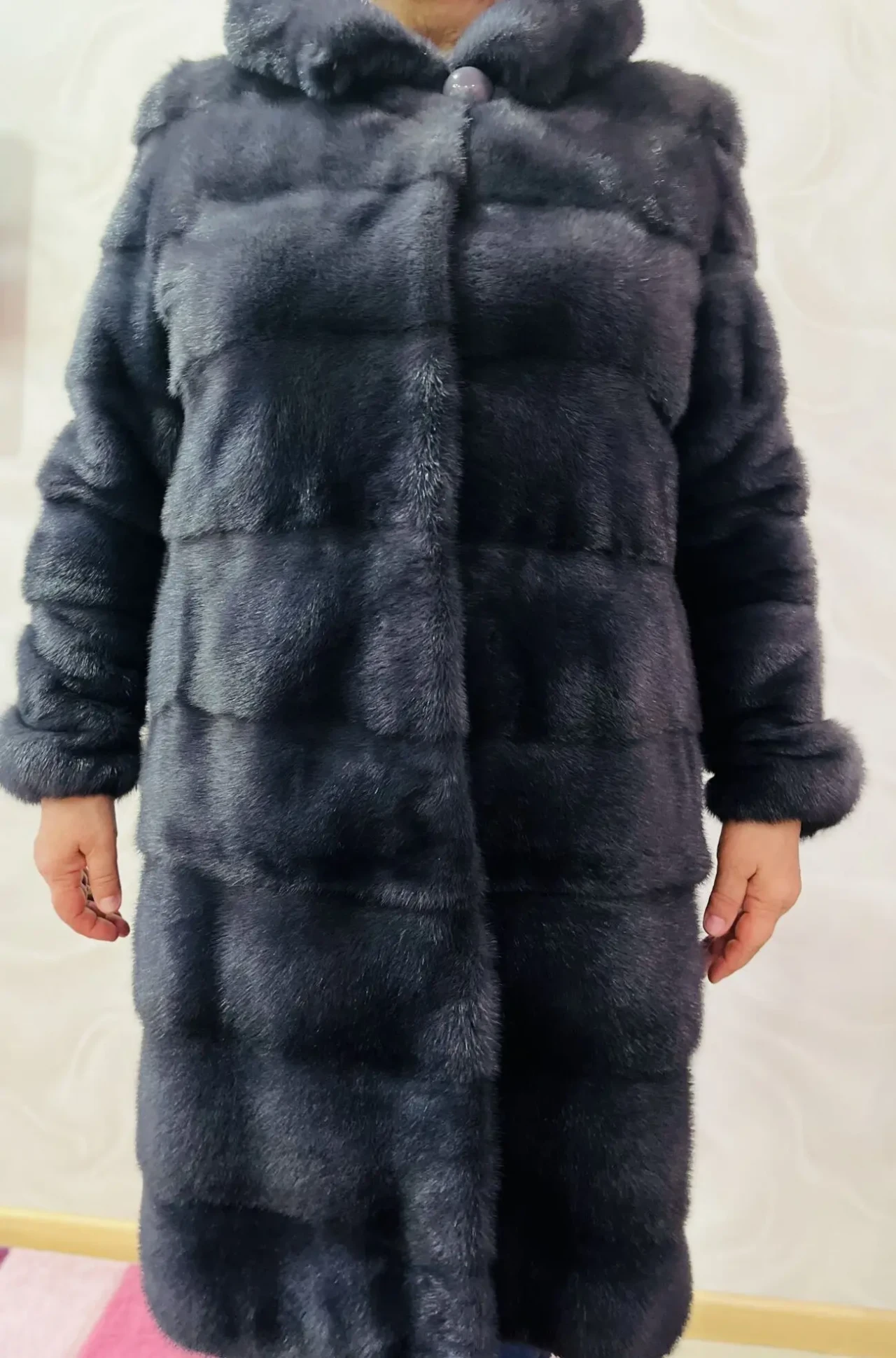 Продам норковую шубку