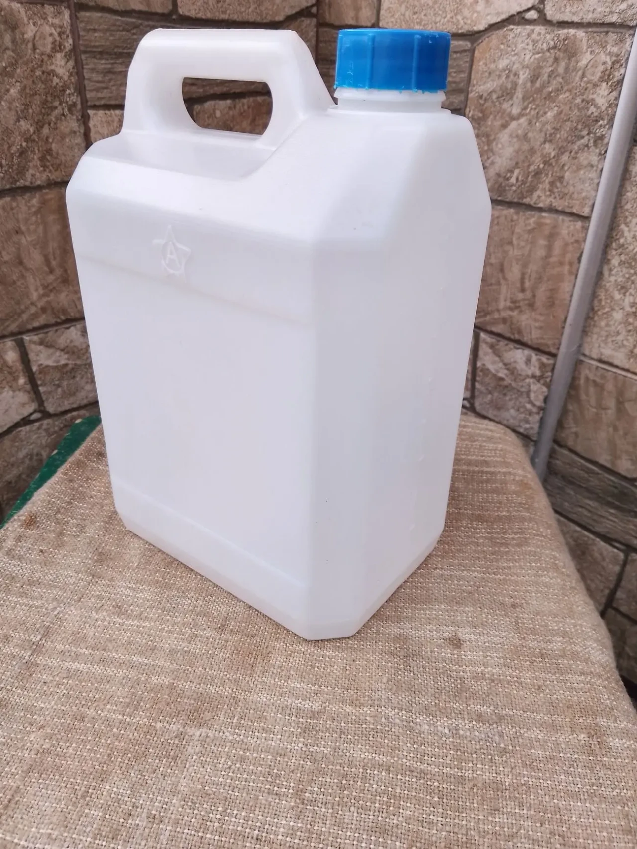 Каністри харчові 5л. пластик 4