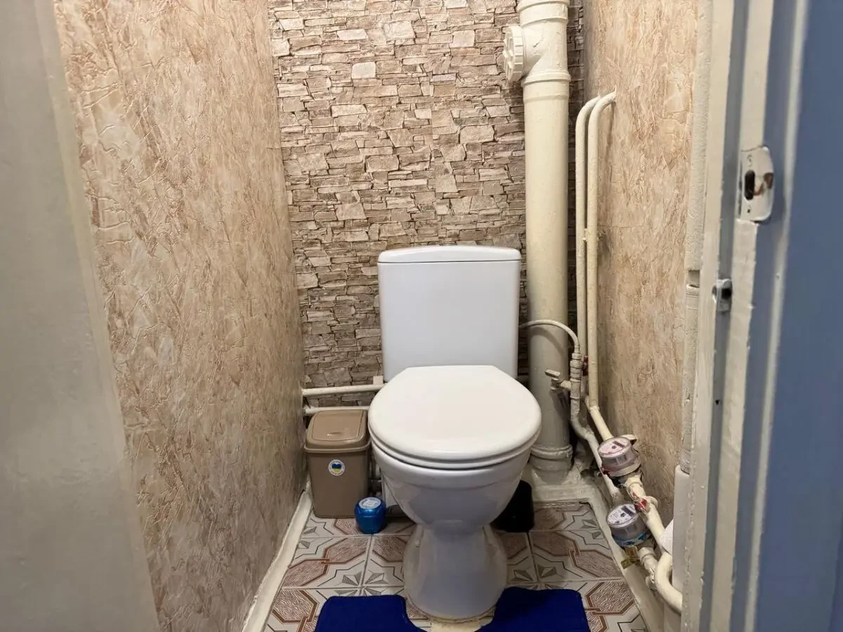 2-х кімн.кв на вул. Азербайджанська (Бакінських Комісарів) 5