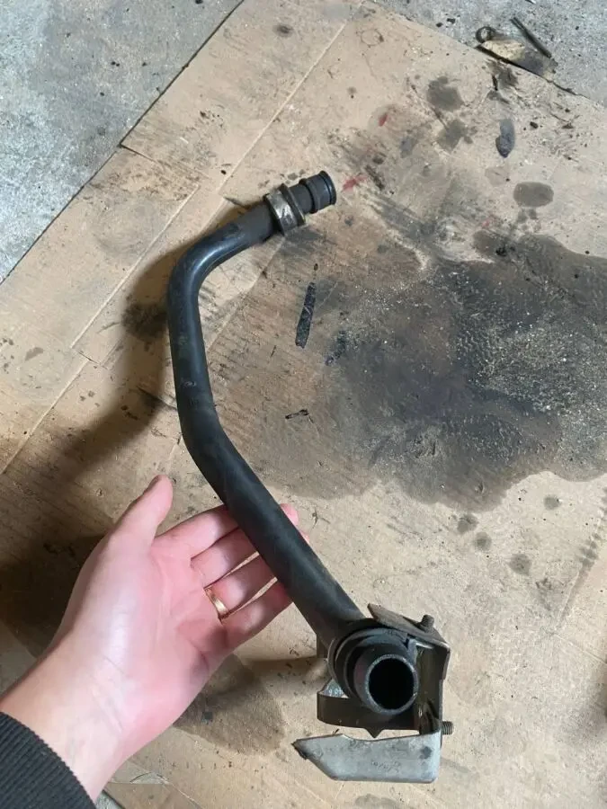 Трубка масла Mercedes-Benz Vito 2003-2014 2