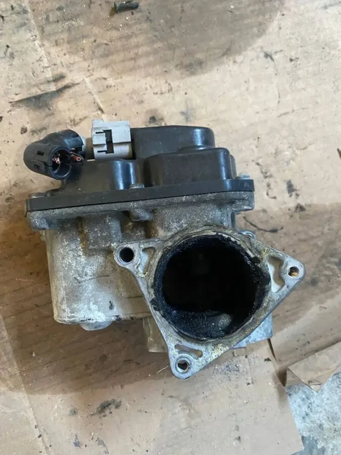 Клапан EGR електричний Volkswagen Touran 2.0 TDI