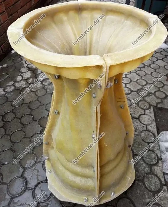 Форми для бетонних вуличних Вазонів W6 4