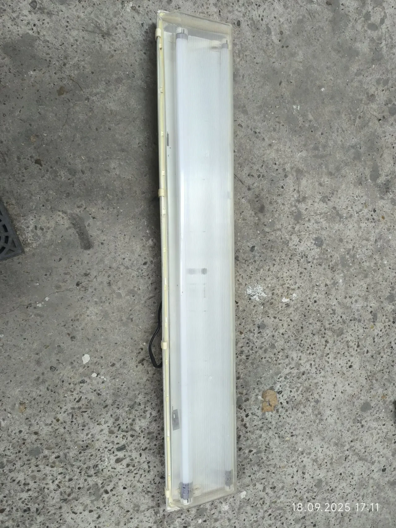 Світильники, лед світильники, лампи люмінесцентні 3