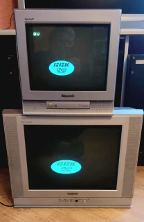 Телевізор Panasonic та Samsung