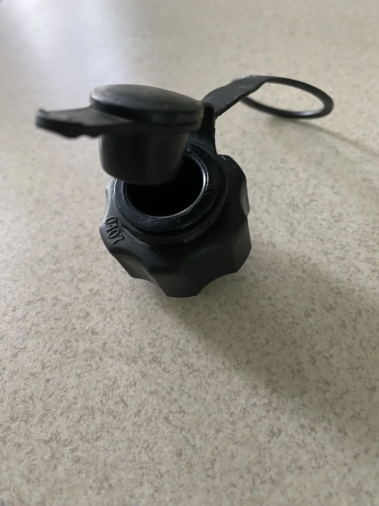 Клапан в надувной матрас Итекс двуспальный. 2