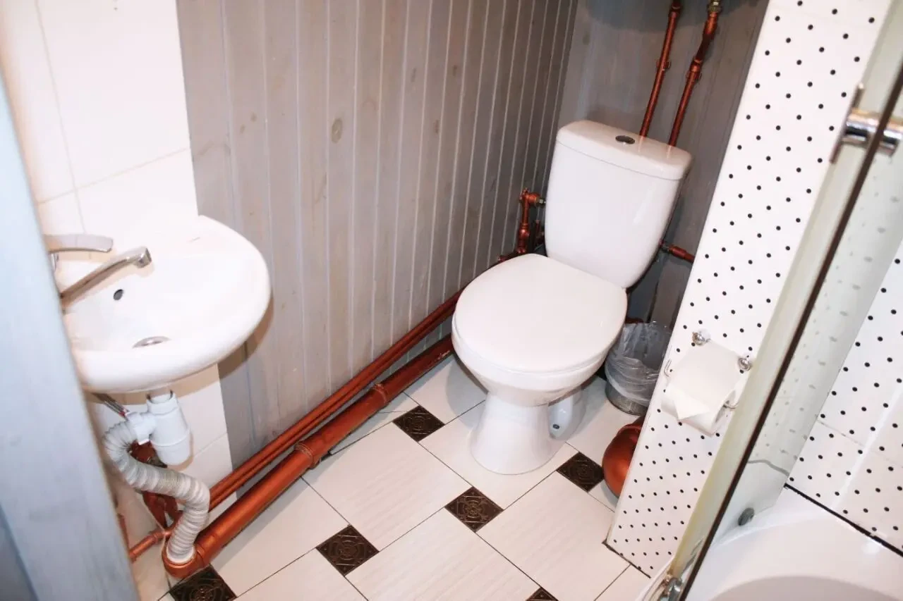 Номер з балконом для курців, в укритті 9