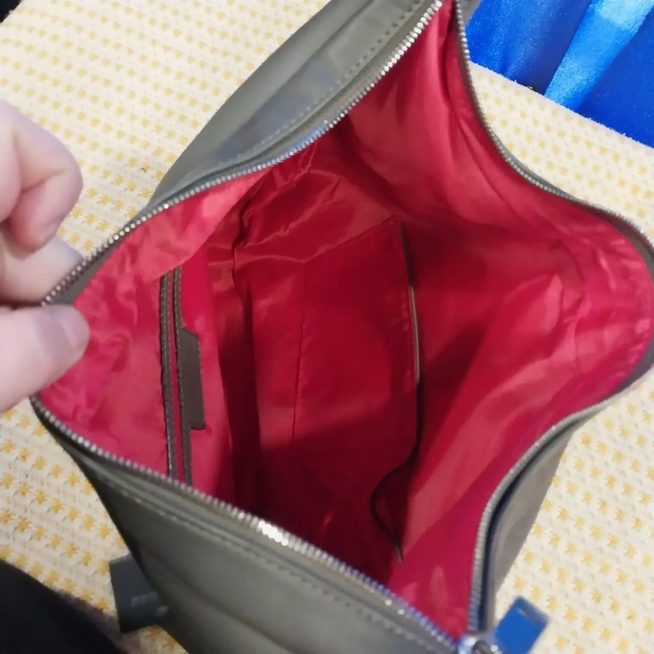 Жіноча шкіряна сумка в замші 9