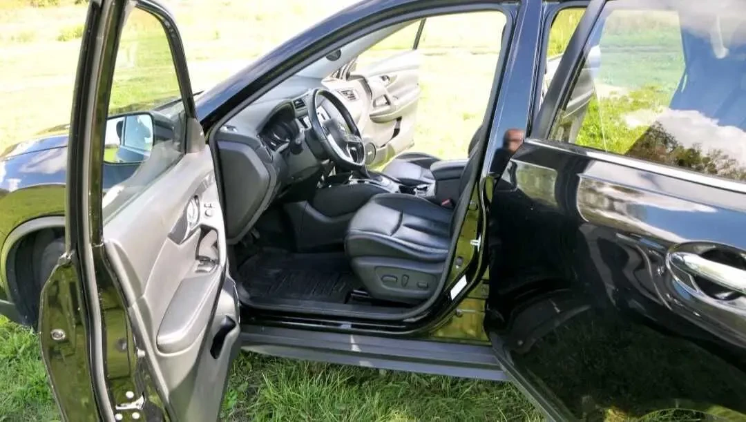 Nissan X-Trail 2.0 dCi Tekna Xtronic 4WD 10