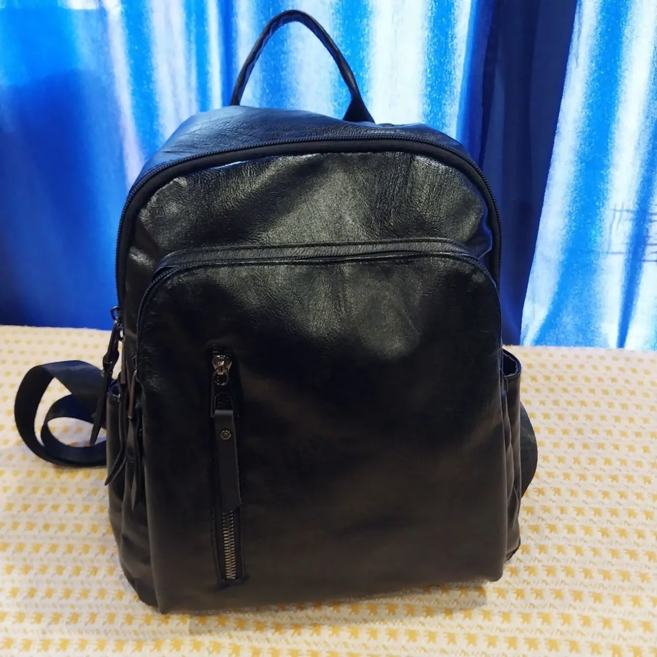 Класичний жіночий рюкзак 6