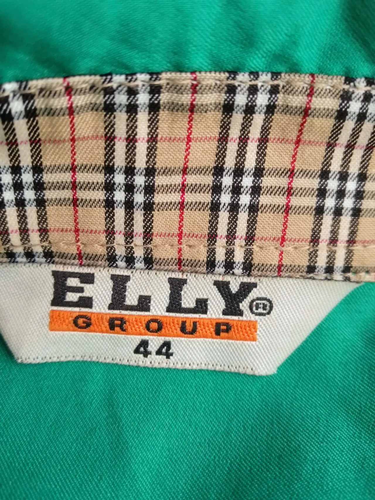 Зеленая блузка рубашка 10 с хлопок стрейч, клетка бежевая манжеты 3