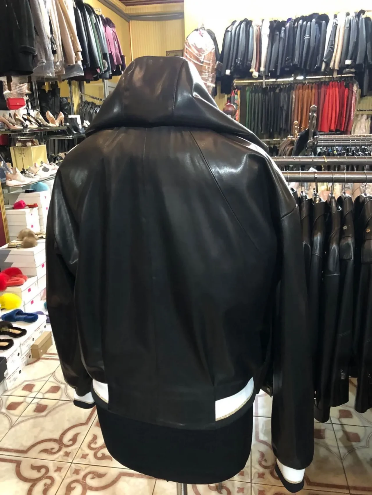 Бомбер шкіряний зйомний капюшон,люксовий! 8