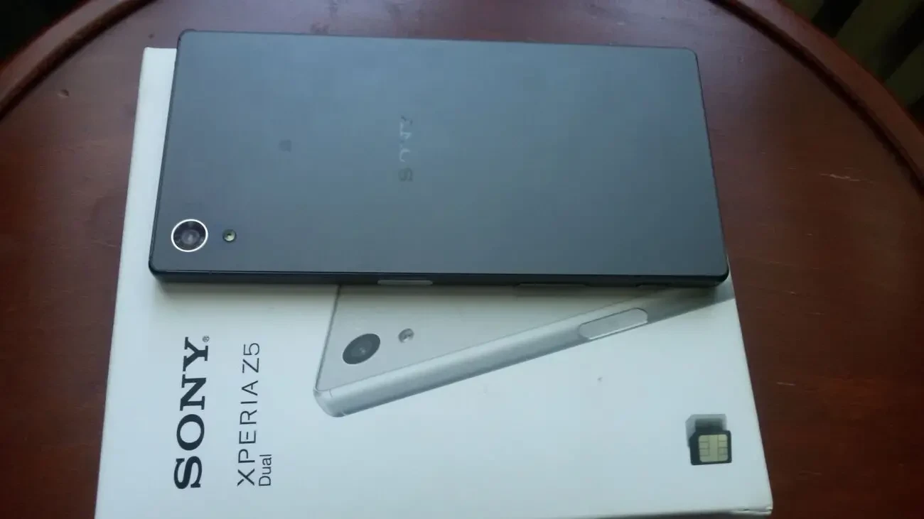 Мобильный телефон смартфон SONY EXPERIA Z5 6683 Dual graphite black 8