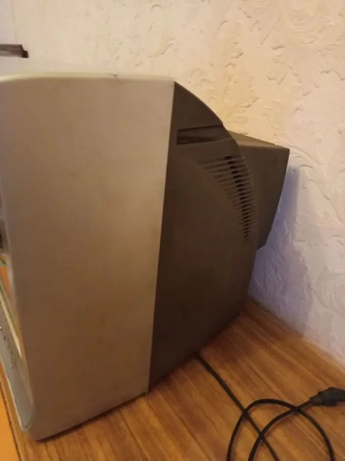 Телевизор Samsung 4