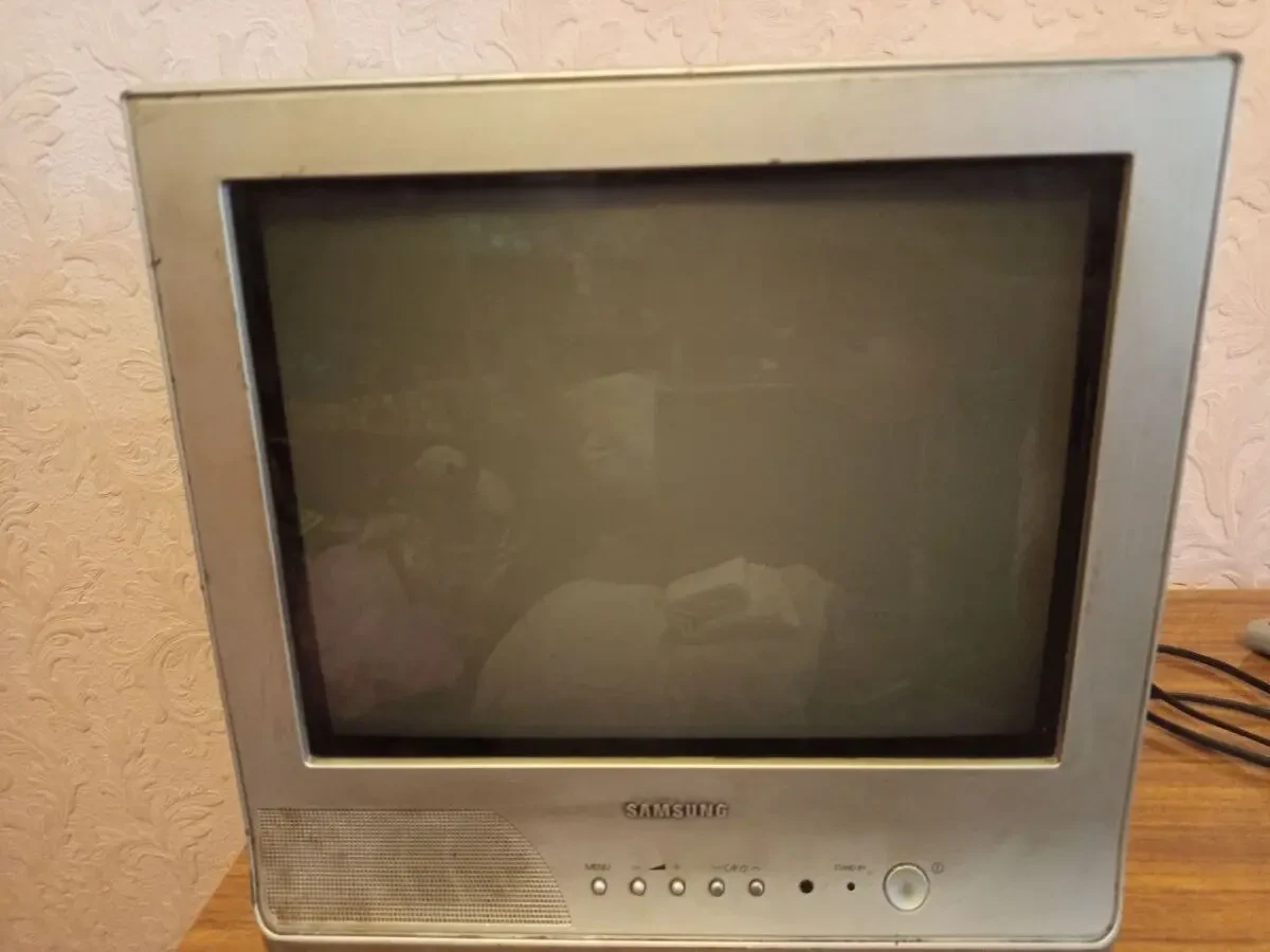 Телевизор Samsung