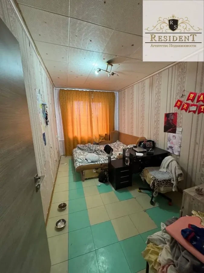 Продам 2-К Квартиру, Коммунар 10