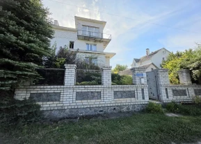 Продам будинок 2003 року побудови, сел. Південне