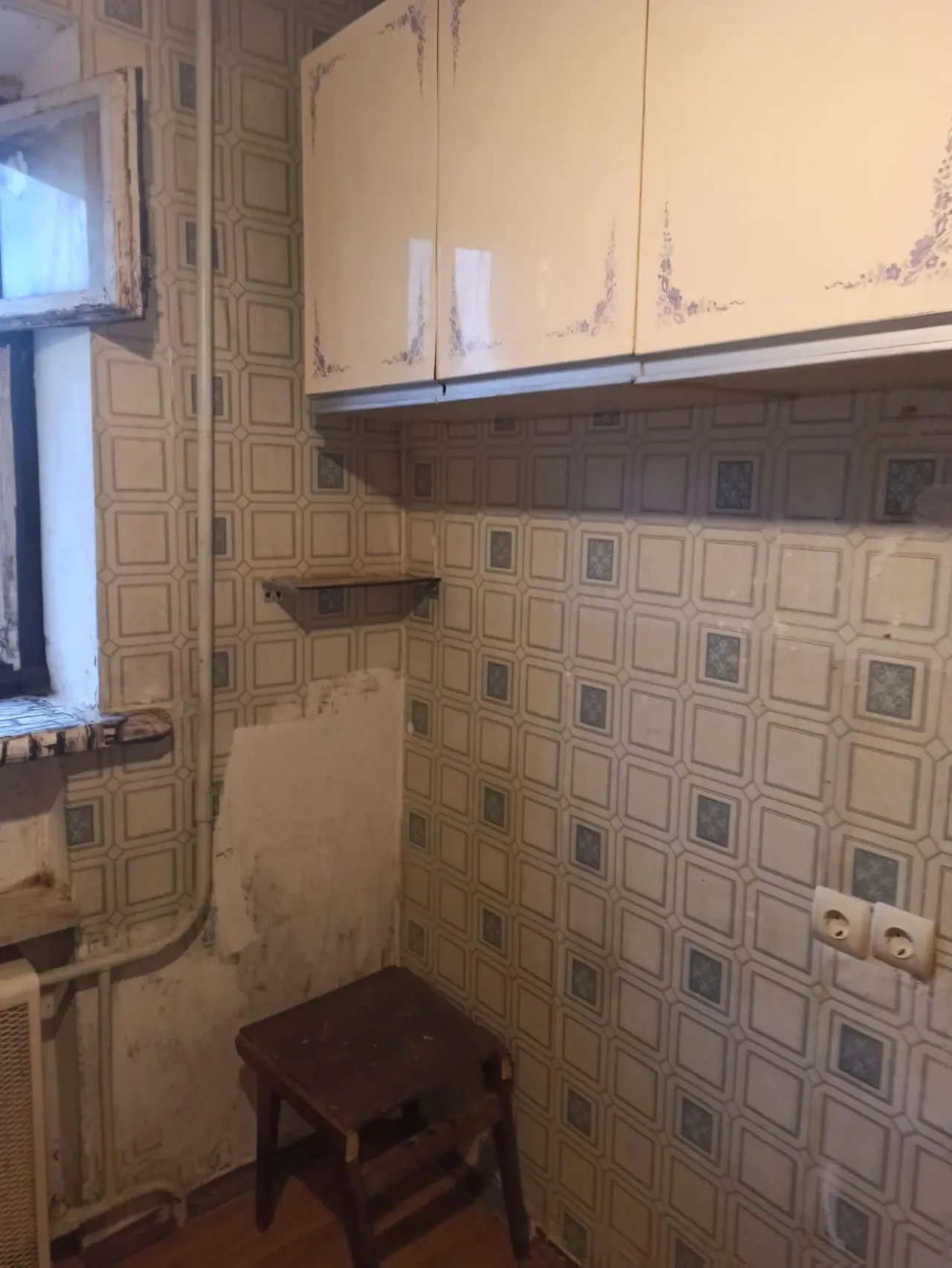 Продам 1 к. кв під ремонт 5