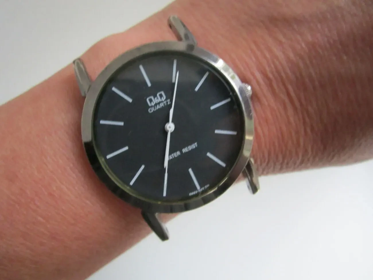 Часы мужские QQ Кварц 1,2 9