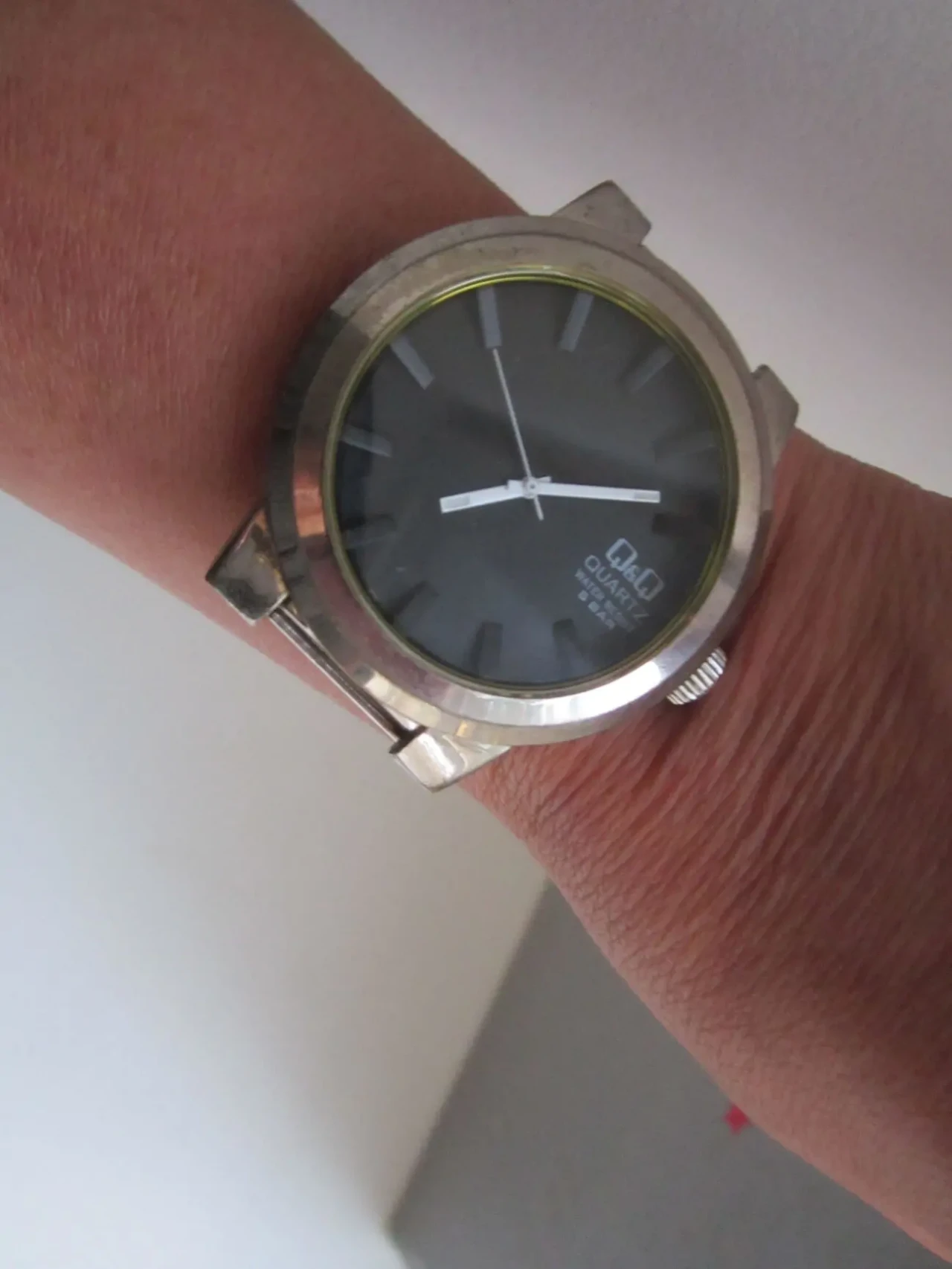 Часы мужские QQ Кварц 1,2 4