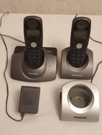 радиотелефон PANASONIC KX-TG1107UA (с двумя трубками)
