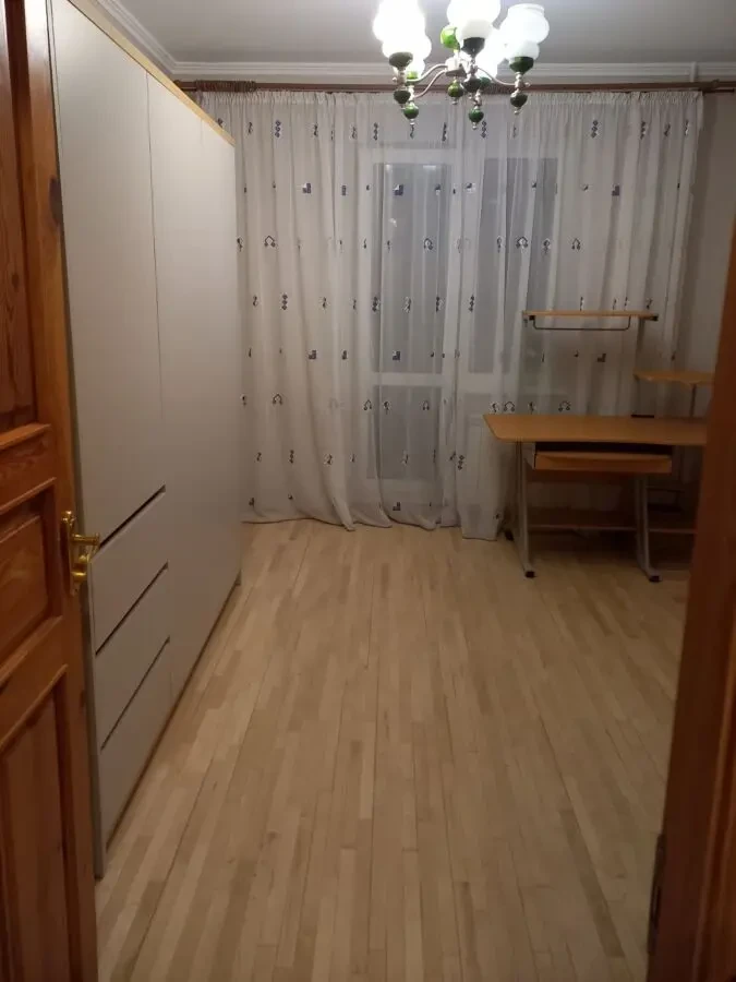 Позняки, Ахматової 14 Б, 8