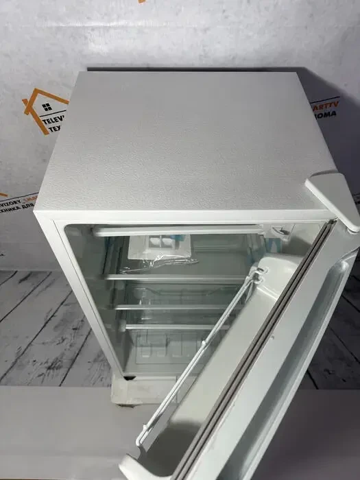 Продам холодильник 4