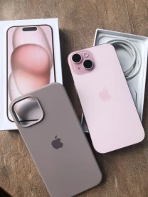 iPhone 15 НОВИЙ на 128Гб Pink Neverlock