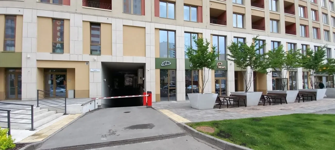 ЗДАМ  парко-місце 13 м2 пр-т Берестейський (Перемоги), 67 2