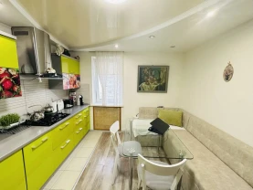 Черемушки/Бреуса, затишна квартира 89м з ремонтом, все залишається