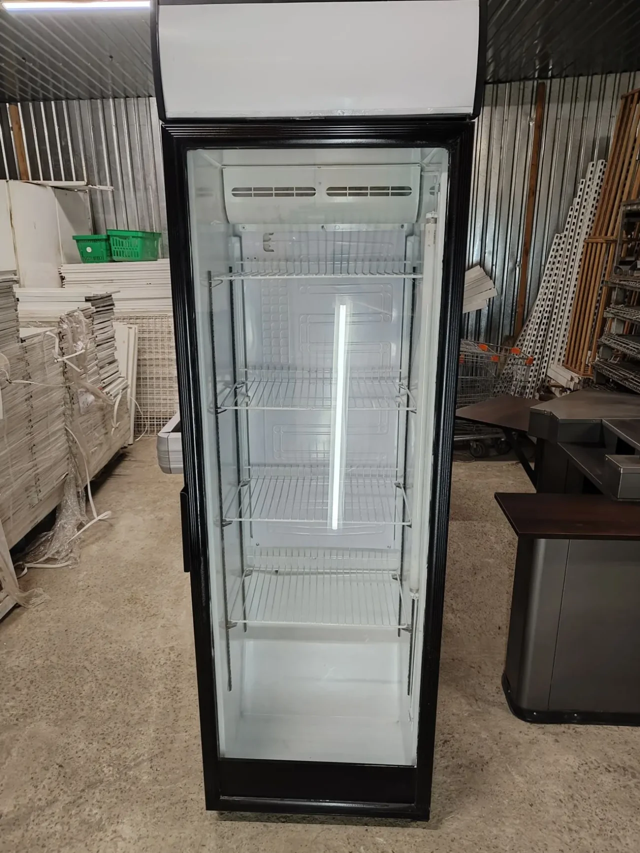 Холодильна шафа вітрина, холодильна шафа, холодильник 4