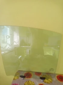 Скло двері Nissan Micra K13