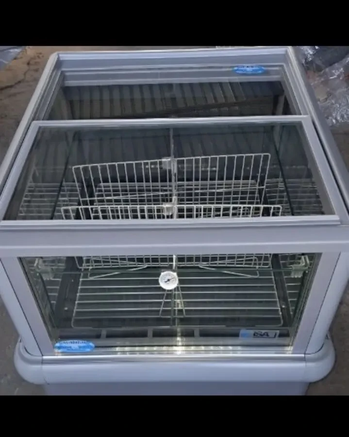 ПРОДАЖ та ОРЕНДА Бонета морозильна/Хо.вітрина ISA Action 70 RV 4