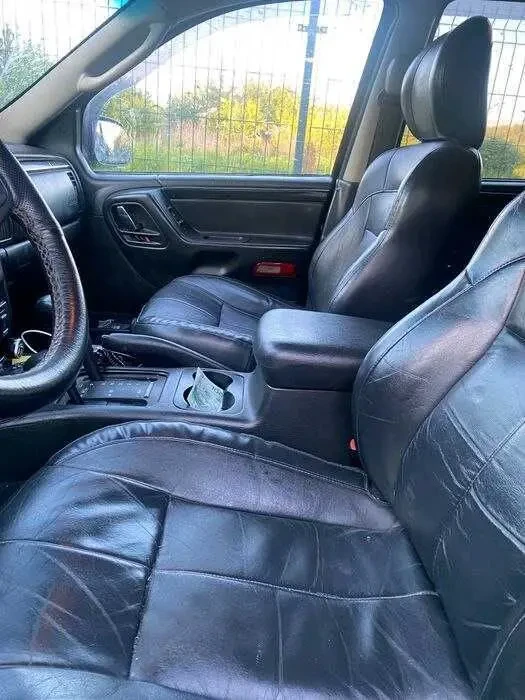 продам Jeep Grand Cherooke 5