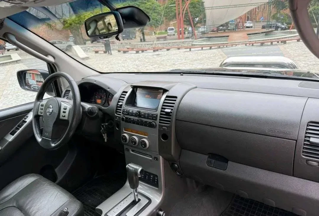 продам nissan navara 5