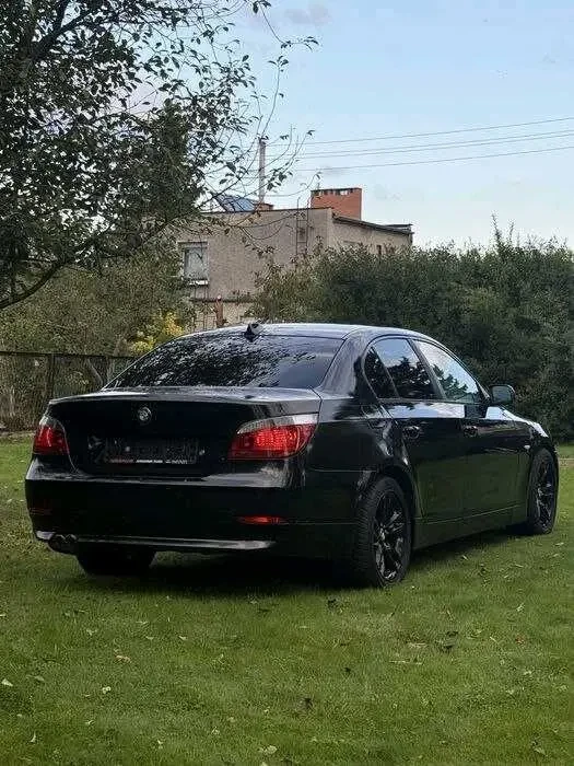 продам BMW 5 серии e60 4