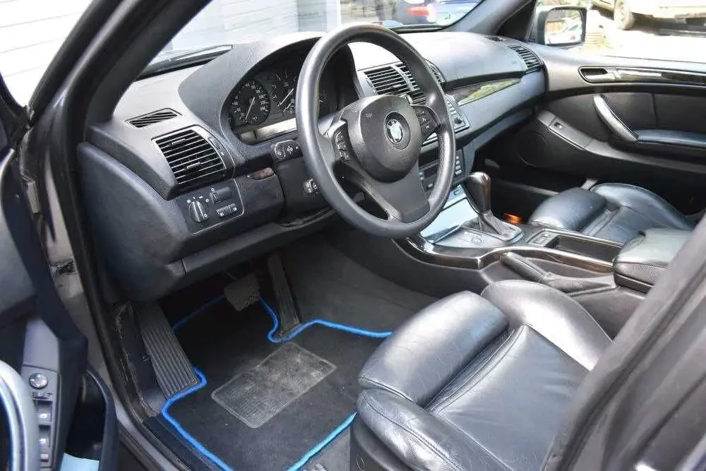 Продам BMW x5 e53 кузов 6