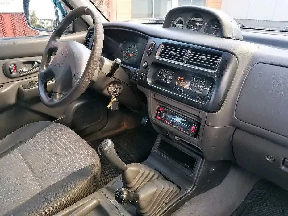 продам mitsubishi l200 для ЗСУ 6