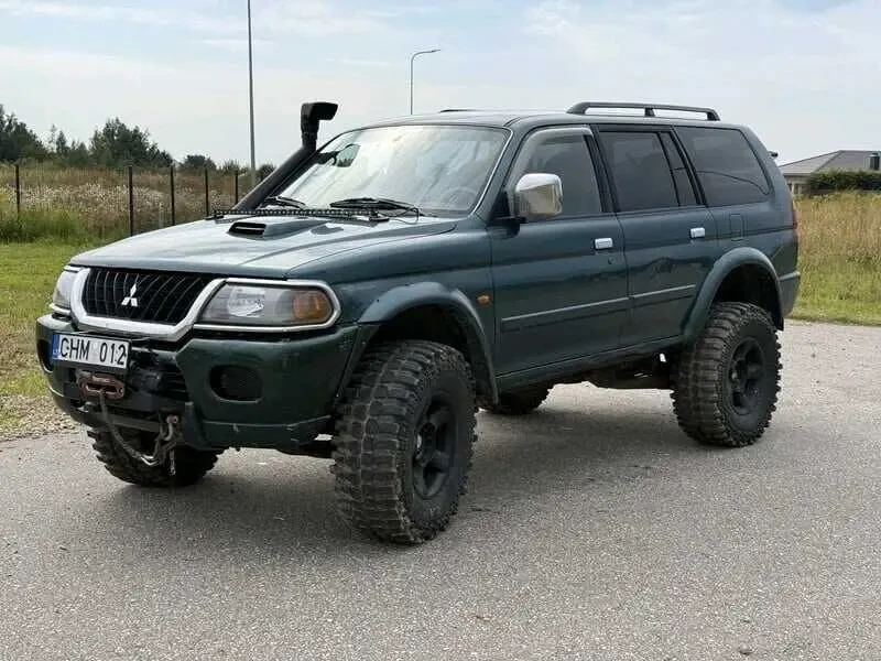 продам mitsubishi pajero sport для ЗСУ 4