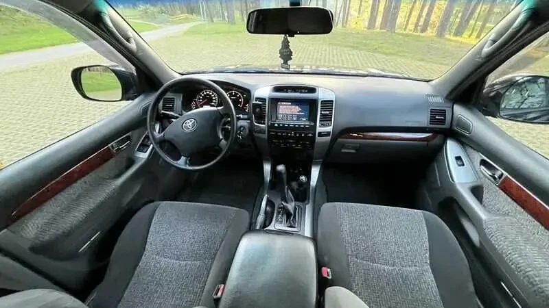 продам toyota land cruiser prado 5