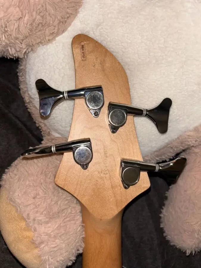 Yamaha RBX270J 4-струнна бас-гітара 4