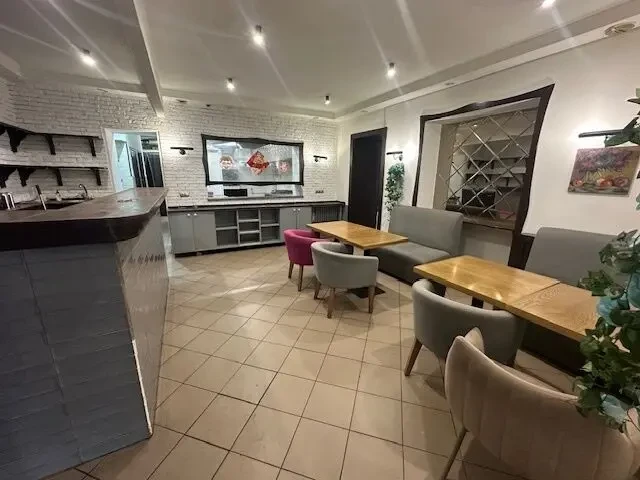 Оренда приміщення без комісійних Берестейський 7 3